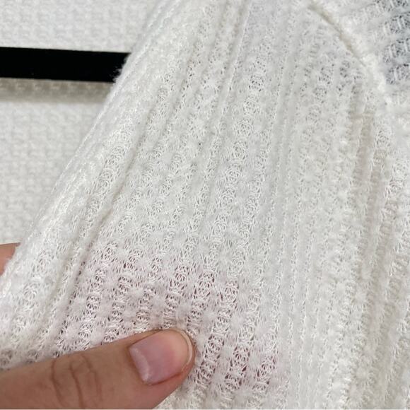 Out From Under White Waffle Knit Cardigan Sweater Womens M Raw Edge Boho Fall - Picture 4 of 8